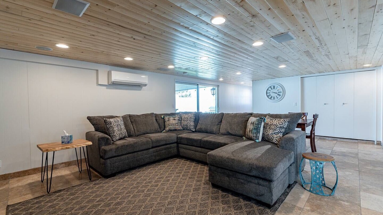 Photo of Livingroom in Papago Parkway