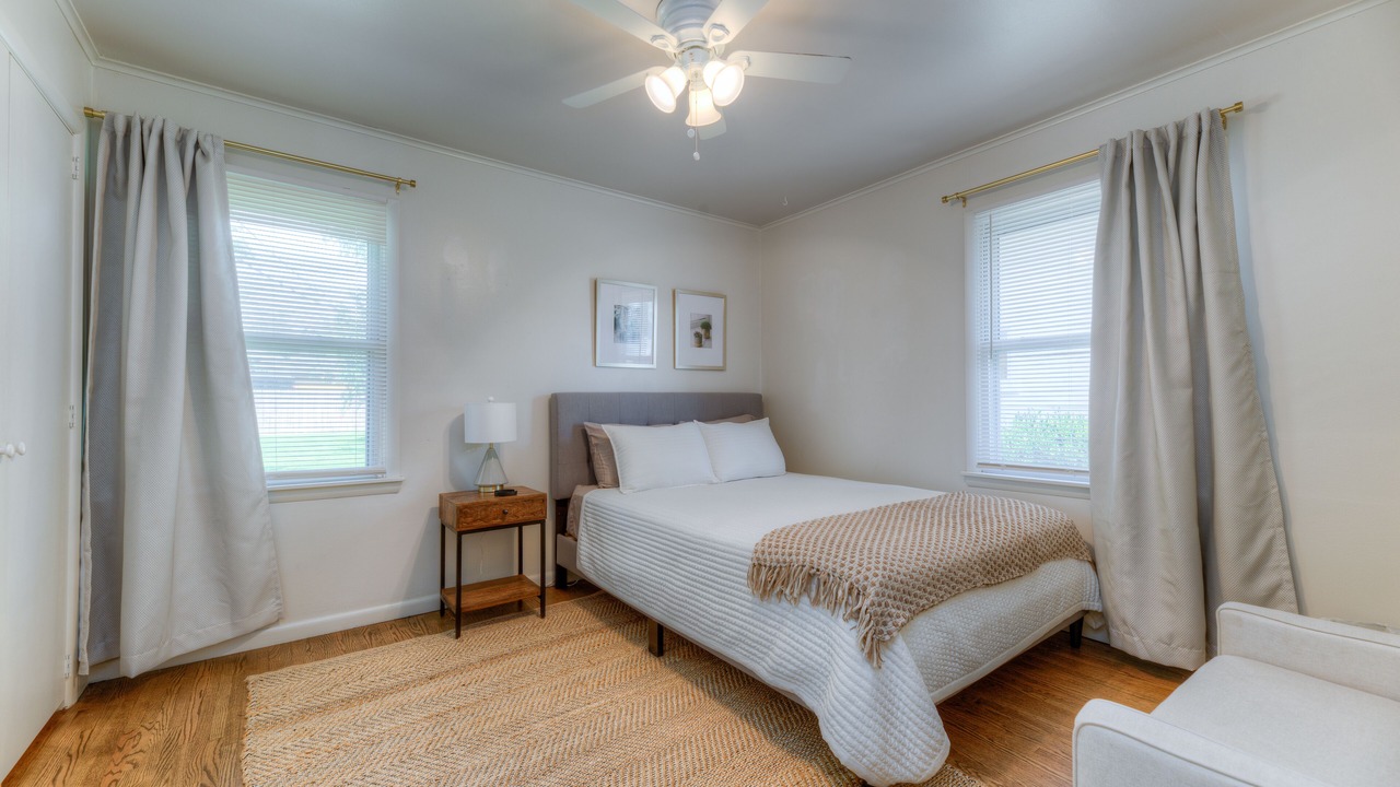 Photo of Bedroom in Tulsa