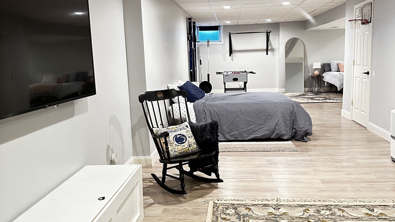 Photo of Bedroom in State College