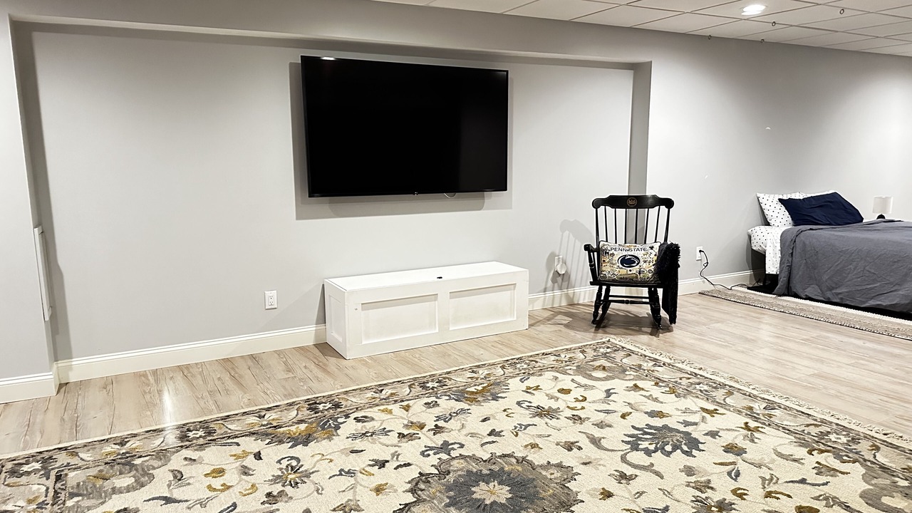 Photo of Bedroom in State College