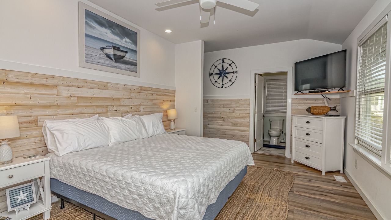 Photo of Bedroom in Flora's Bluff