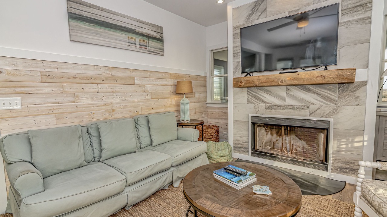 Photo of Livingroom in Flora's Bluff