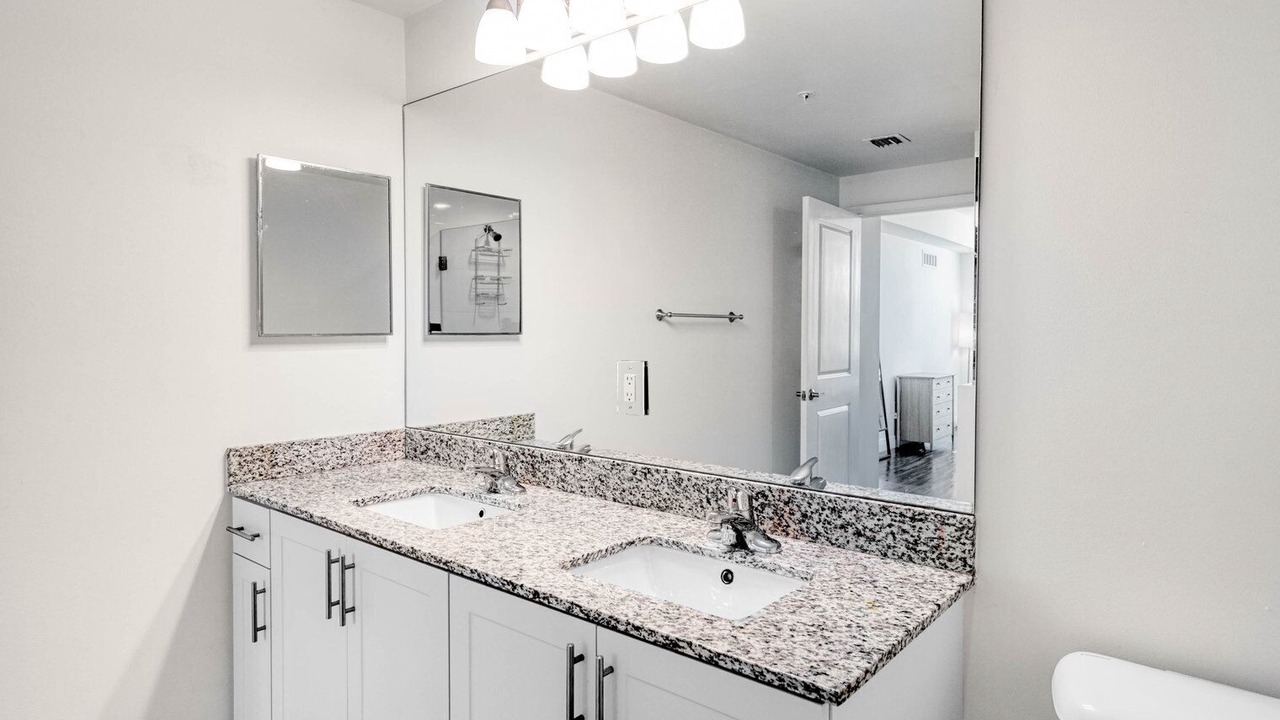 Photo of Bathroom in Miramar