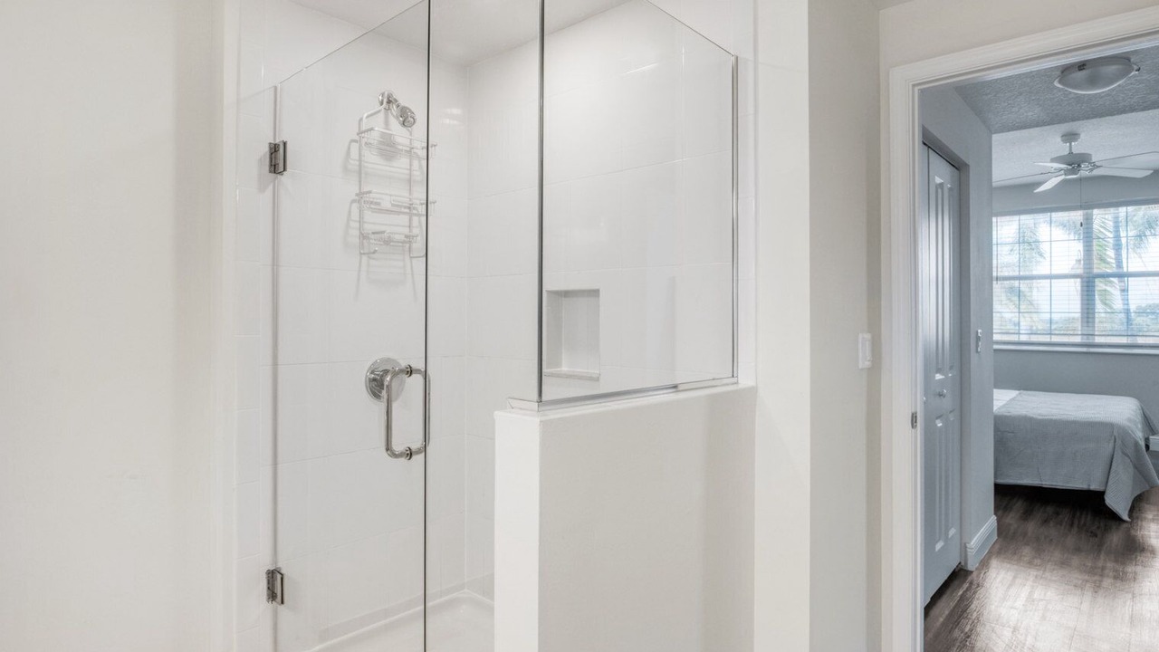 Photo of Bathroom in Miramar