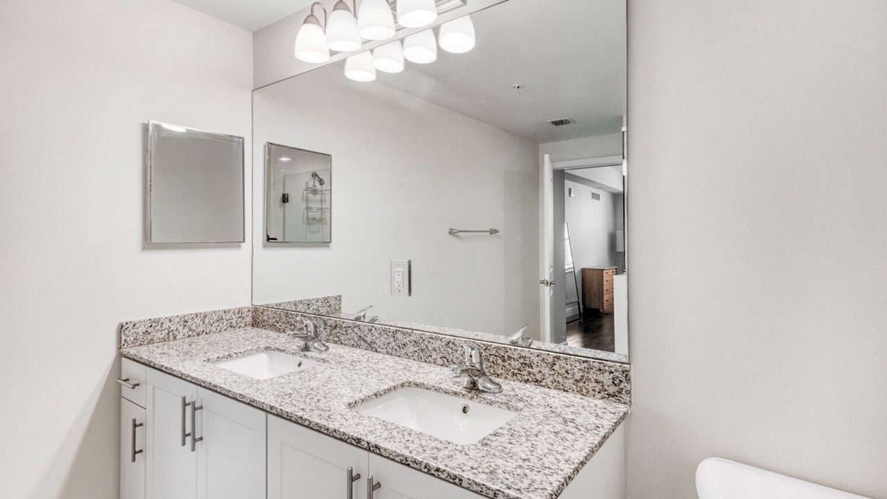 Photo of Bathroom in Miramar