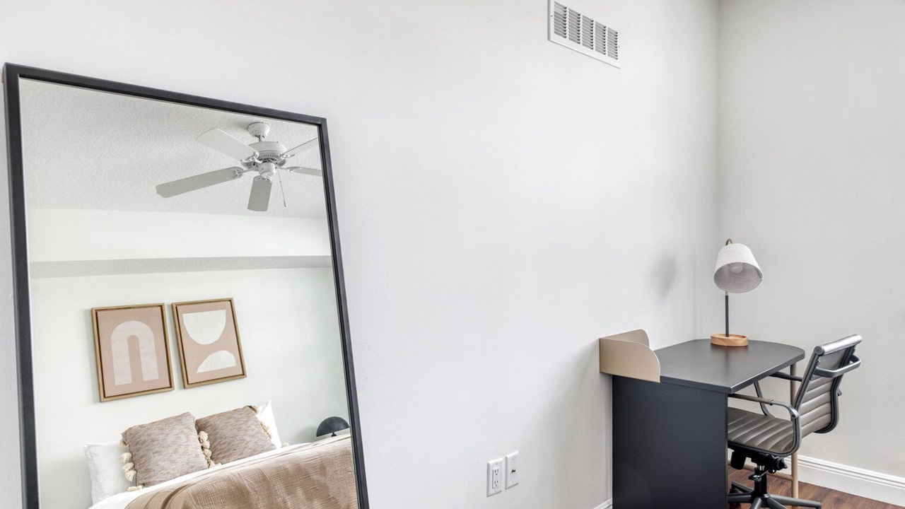 Photo of Bedroom in Miramar