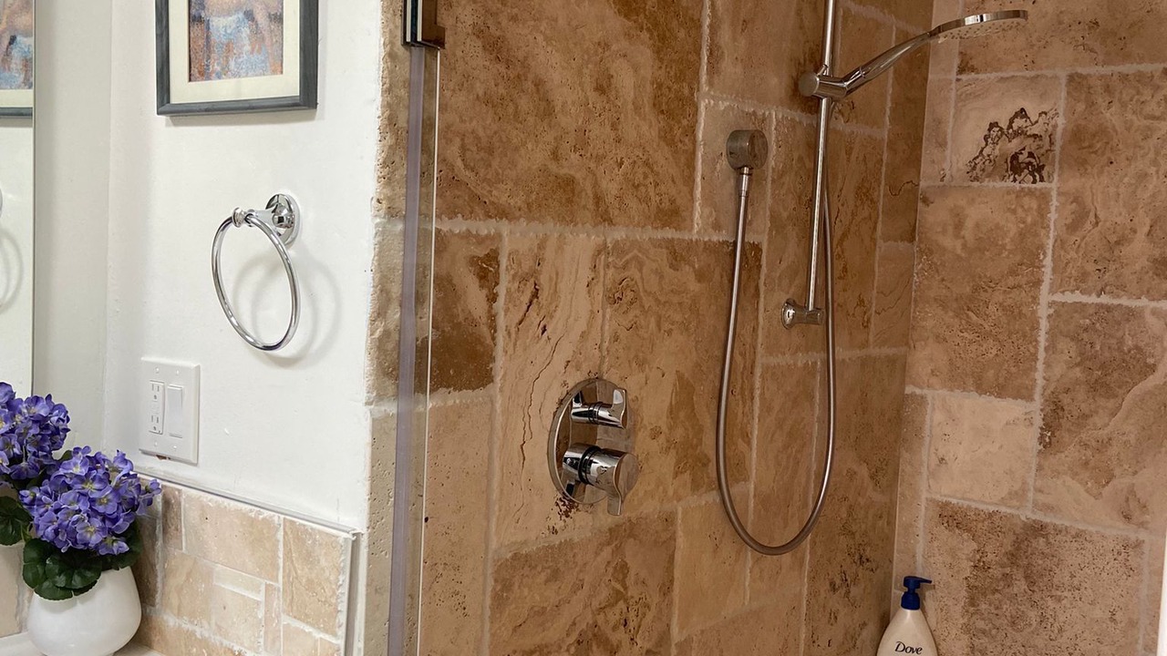 Photo of Bathroom in Willow Glen