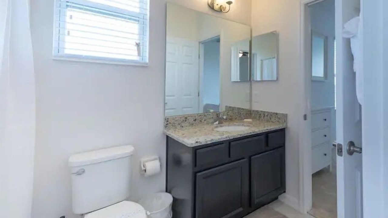 Photo of Bathroom in Highlands Reserve