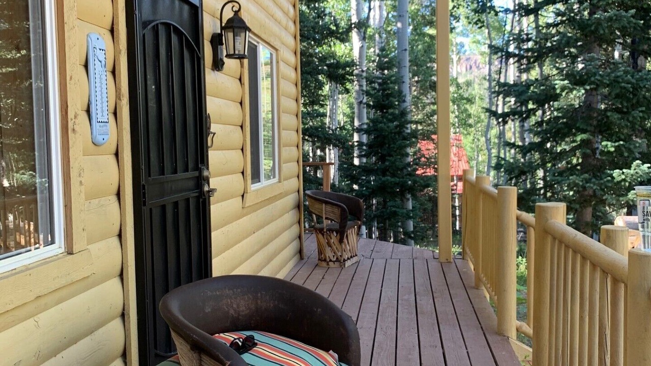 Photo of Patio Balcony in Mammoth Creek