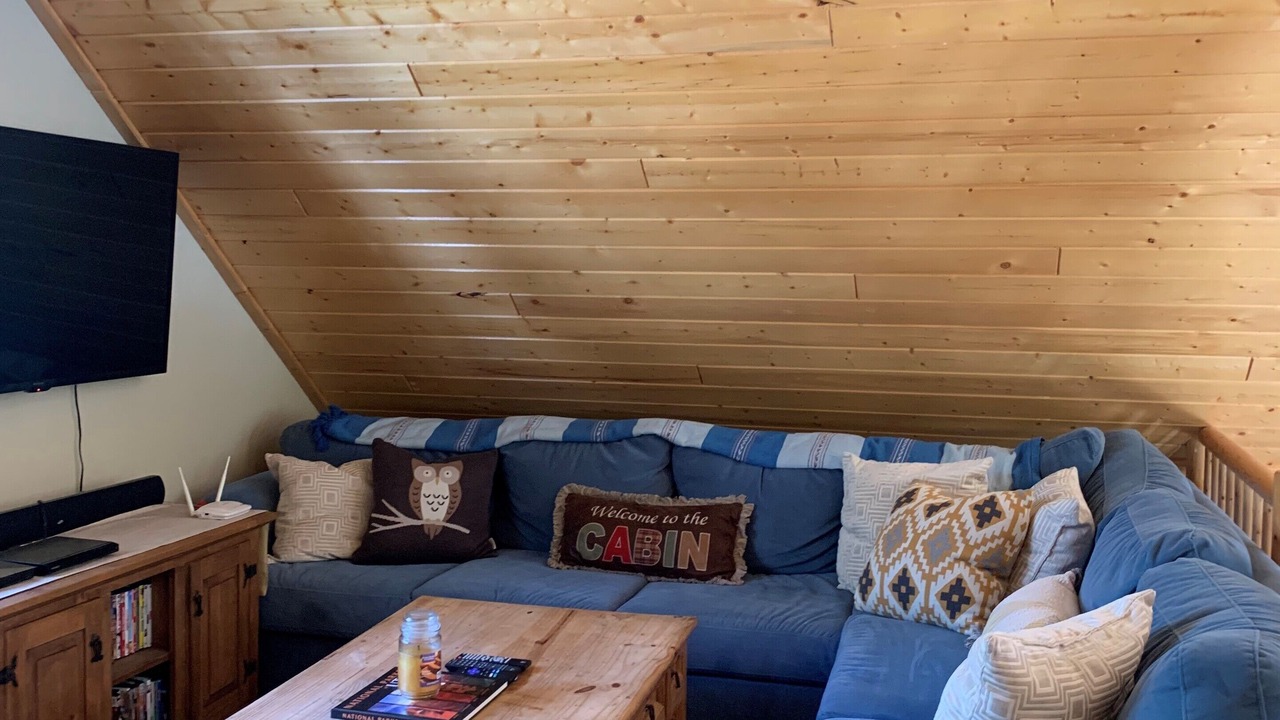 Photo of Livingroom in Mammoth Creek