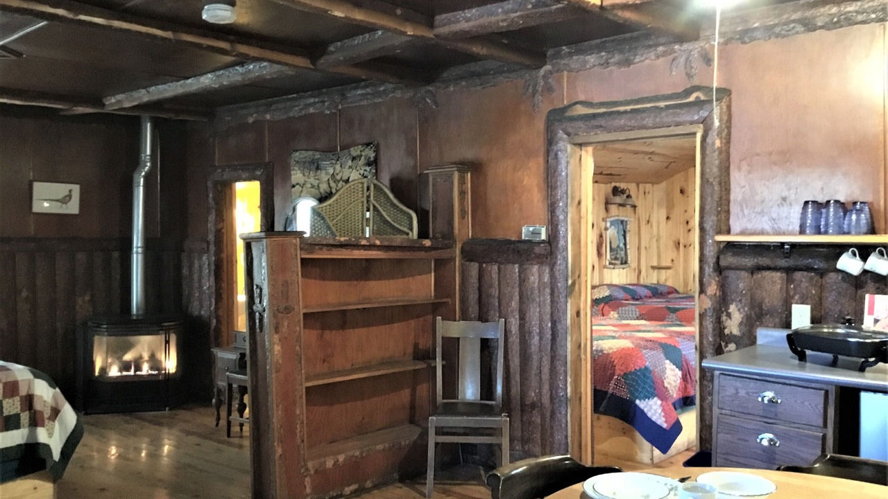 Photo of Bedroom in Hill City