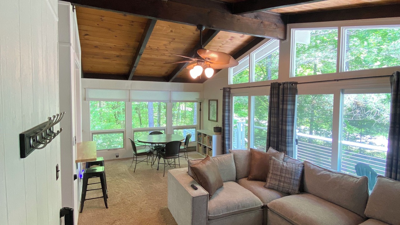 Photo of Livingroom in Elmira