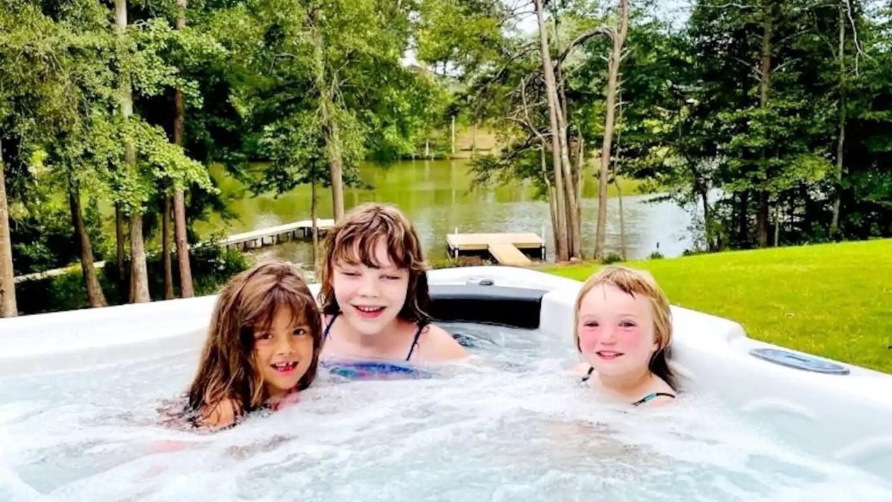 Photo of Others in Greer