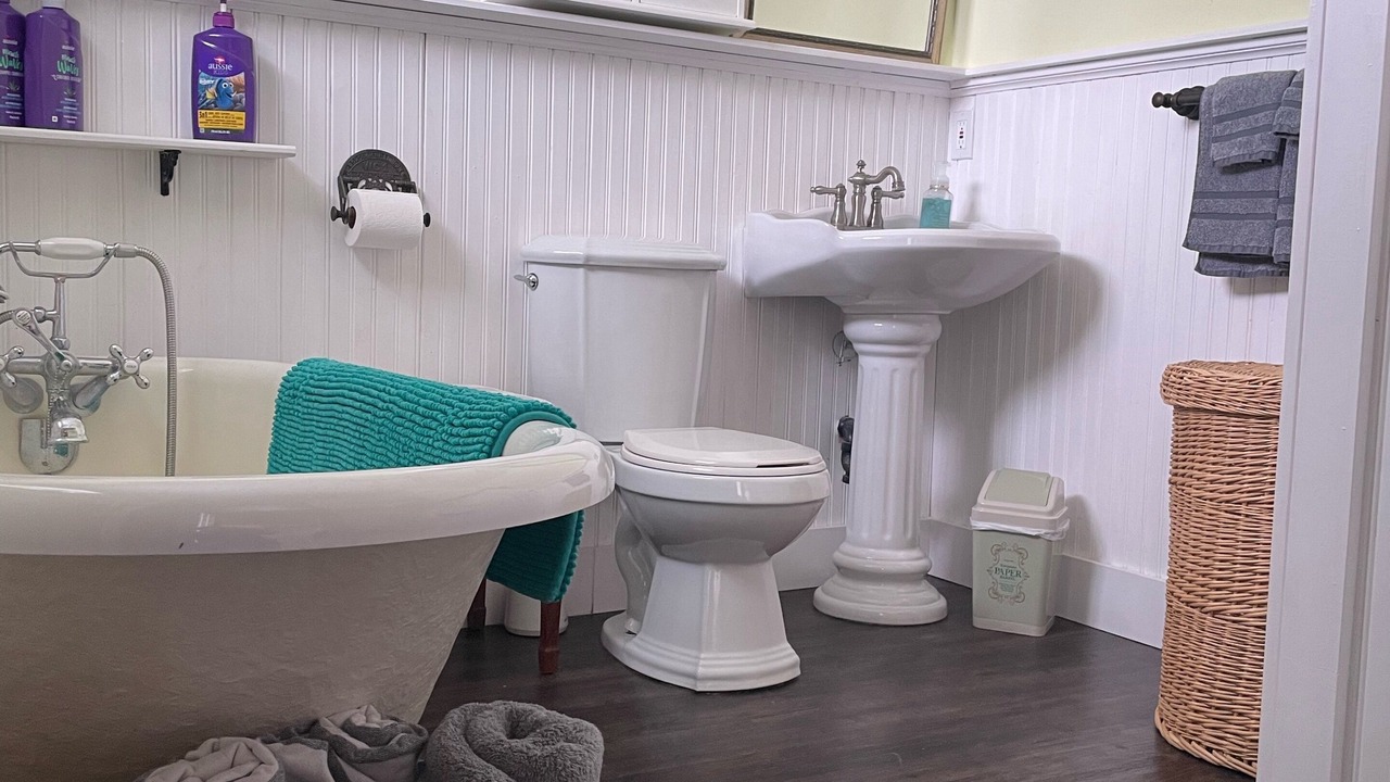 Photo of Bathroom in Parkland County
