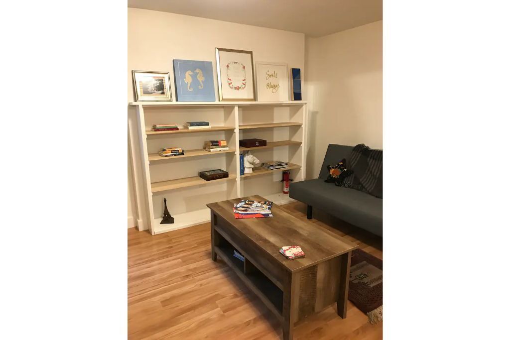 Photo of Livingroom in Ladd's Addition