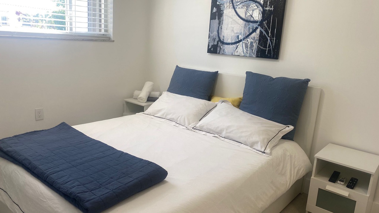 Photo of Bedroom in The Roads