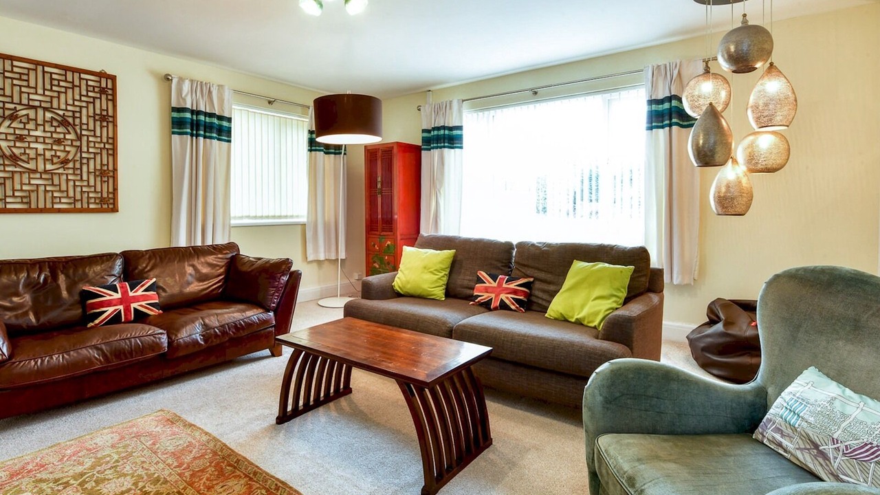 Photo of Livingroom in Barry