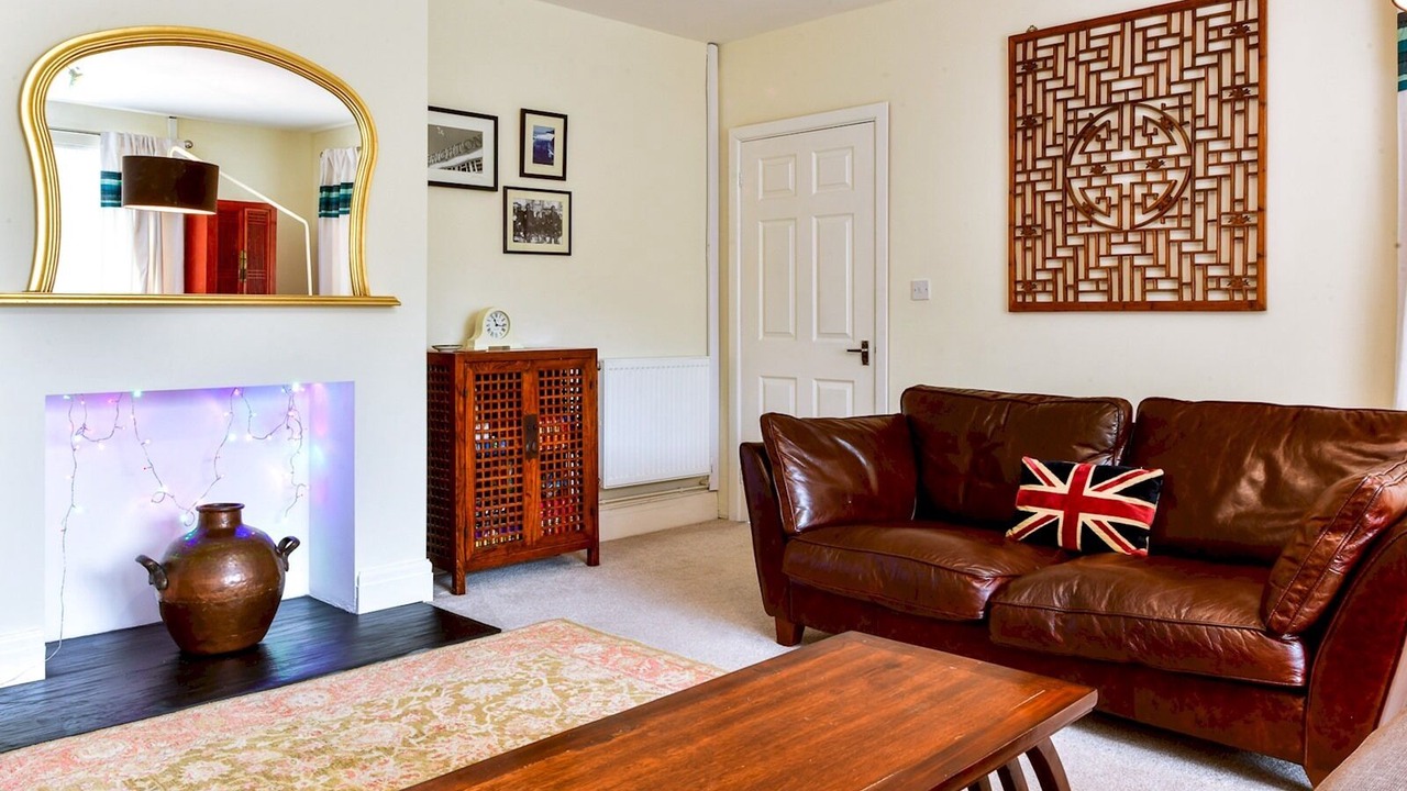 Photo of Livingroom in Barry
