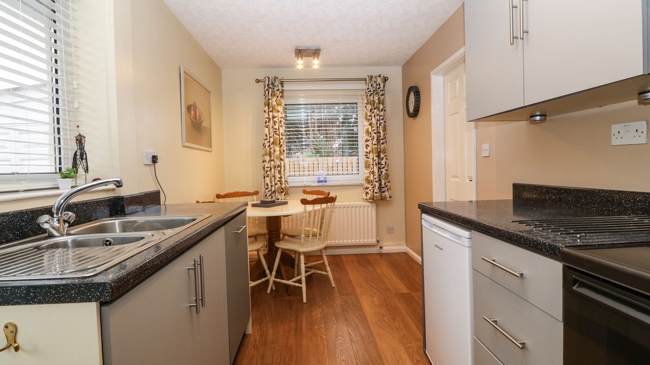 Photo of Kitchen in Morfa Bychan