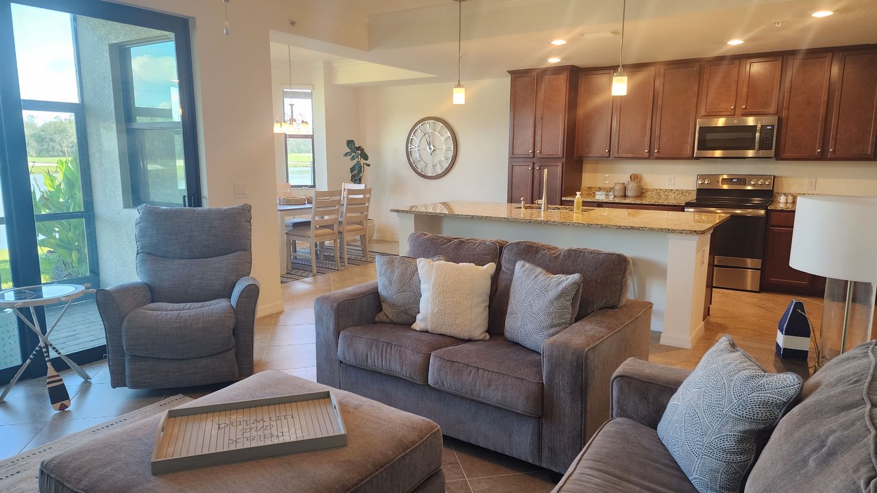 Photo of Livingroom in Lakewood Ranch