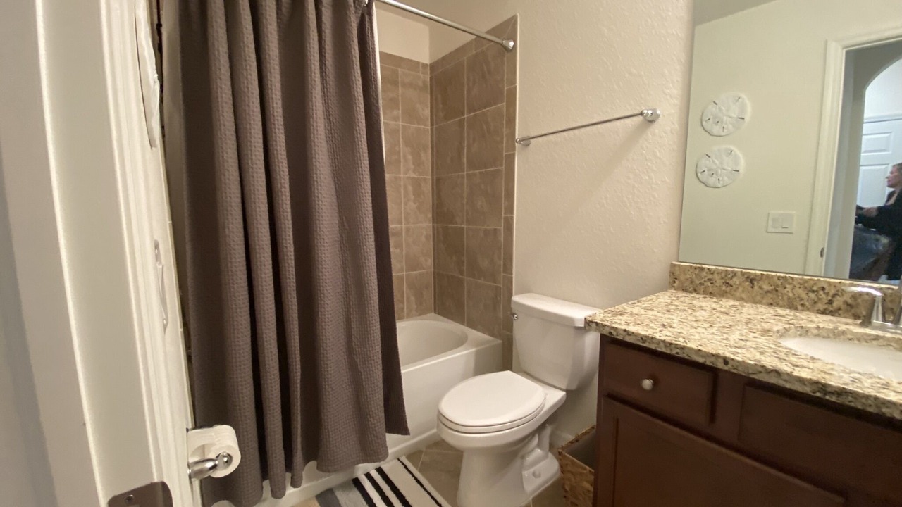 Photo of Bathroom in Lakewood Ranch
