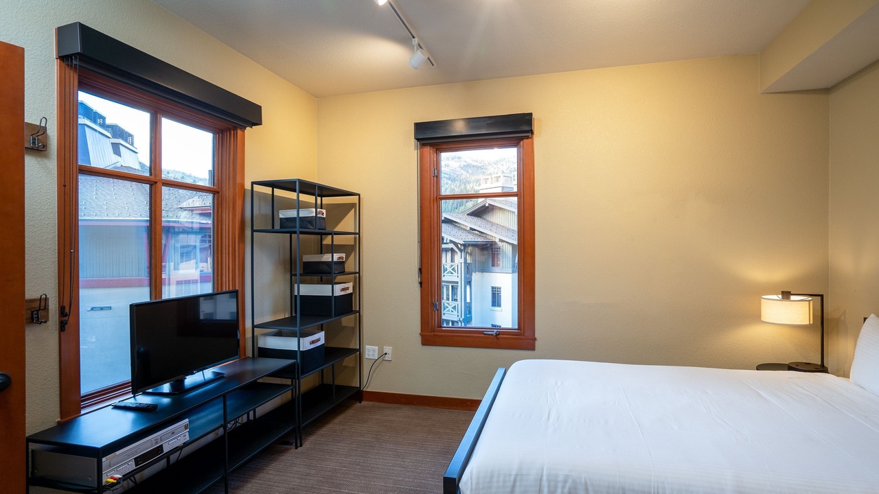 Photo of Bedroom in Olympic Valley