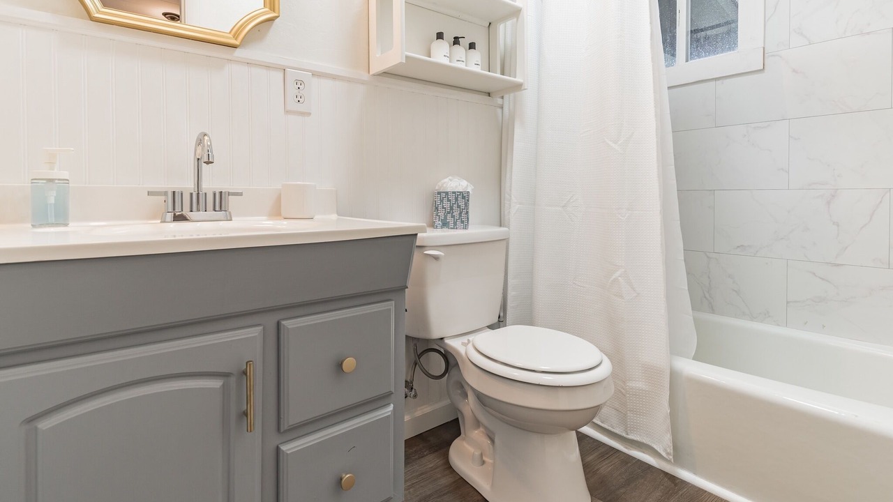 Photo of Bathroom in Walker-In-the-Hills