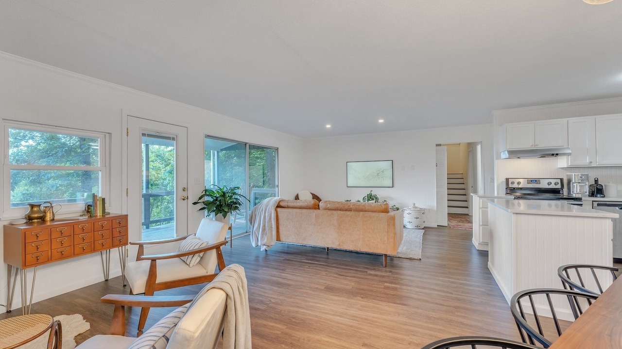 Photo of Bedroom in Walker-In-the-Hills