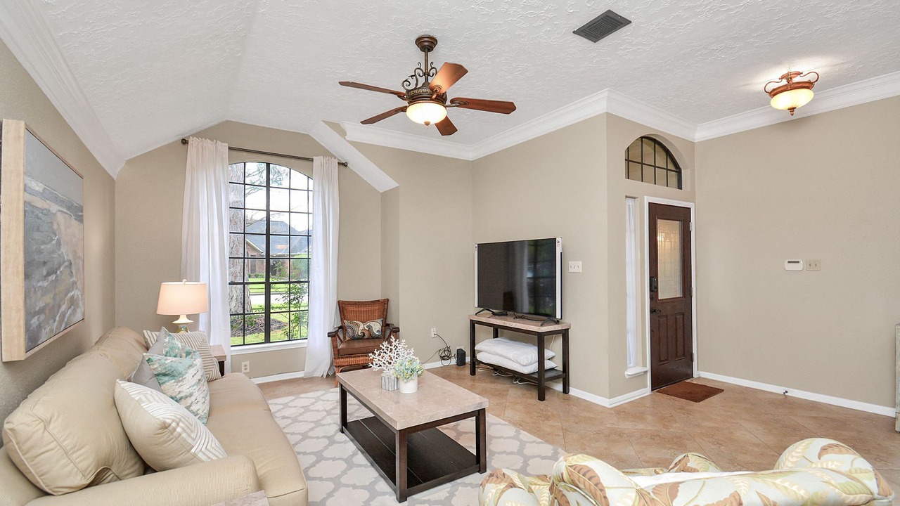 Photo of Livingroom in Clear Lake