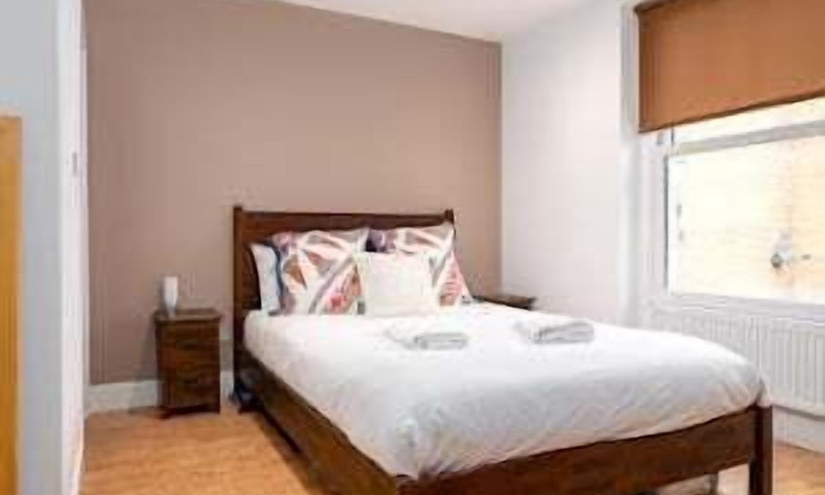 Photo of Bedroom in Belsize Park
