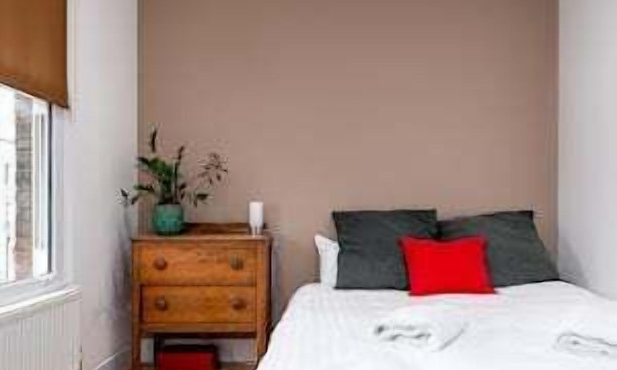 Photo of Bedroom in Belsize Park