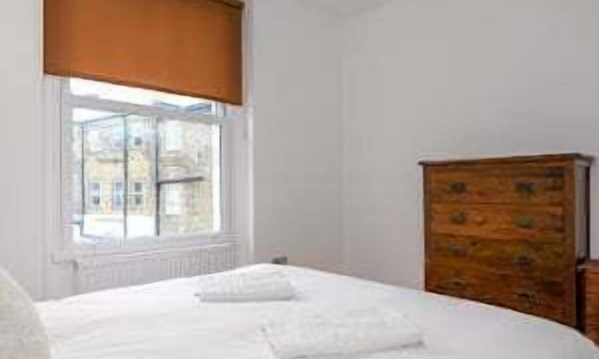 Photo of Bedroom in Belsize Park