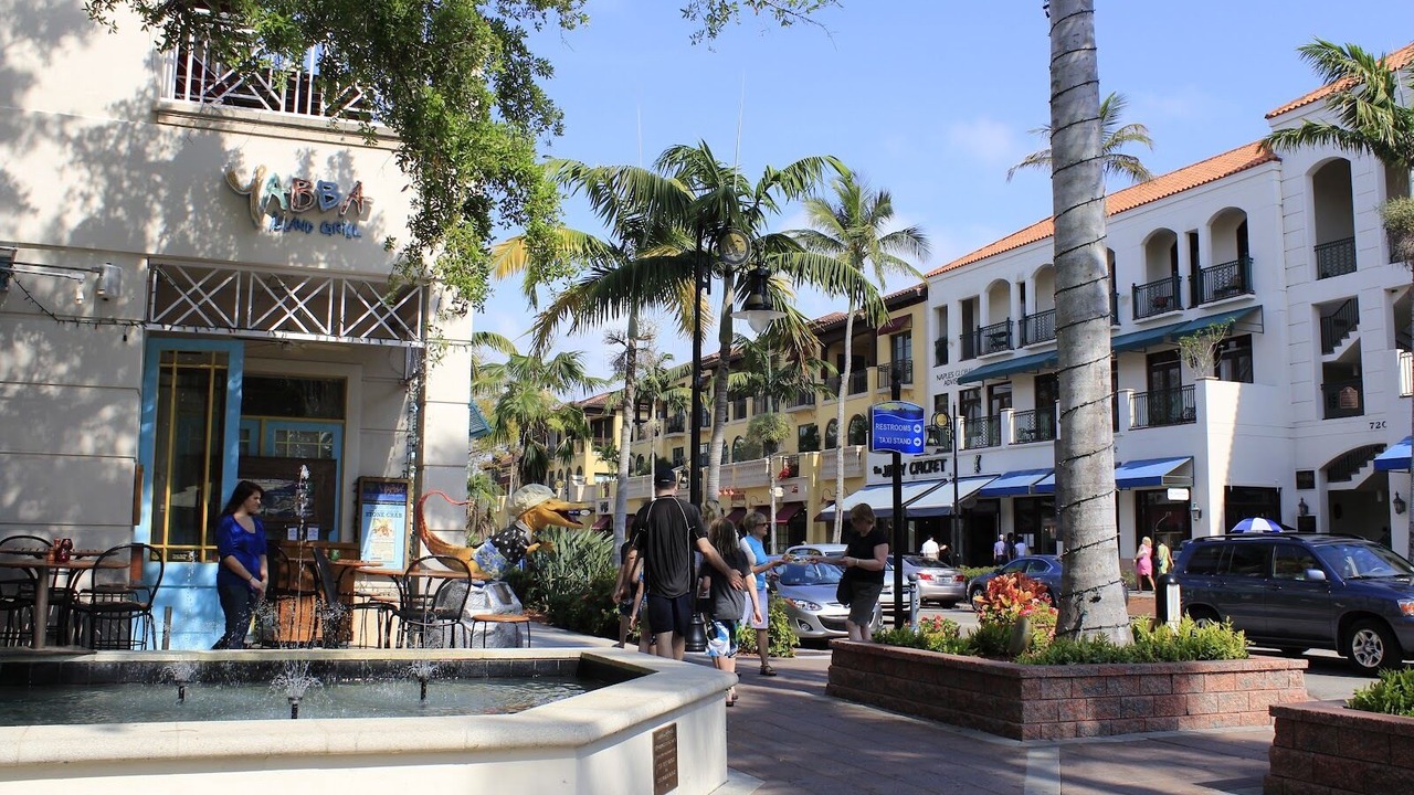 Photo of Outdoor in Park Shore