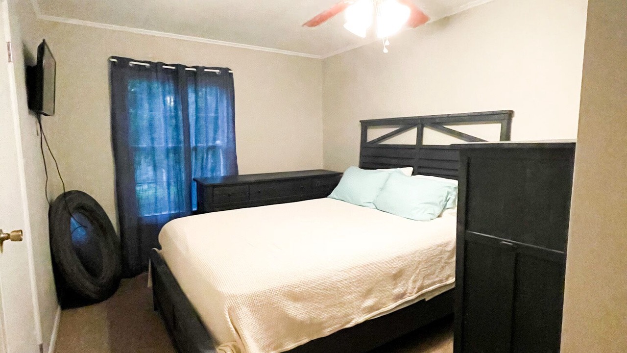 Photo of Bedroom in Hubert