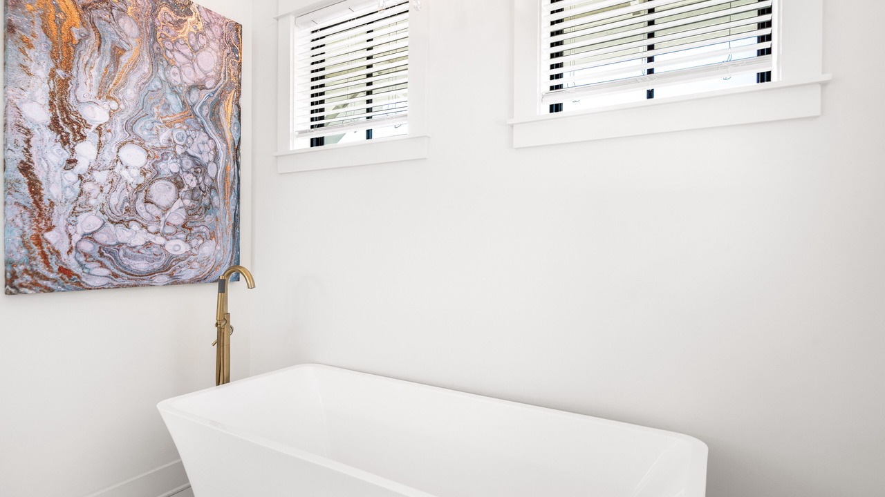 Photo of Bathroom in Lakeside at Blue Mountain Beach