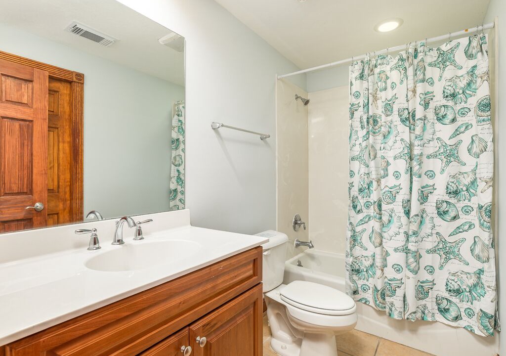 Photo of Bathroom in Tybee Island