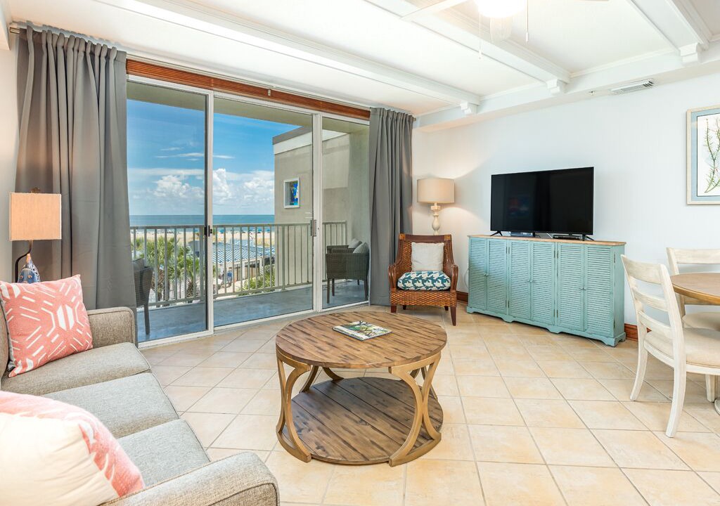 Photo of Livingroom in Tybee Island