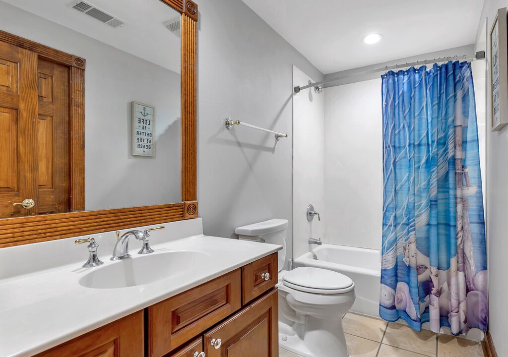 Photo of Bathroom in Tybee Island
