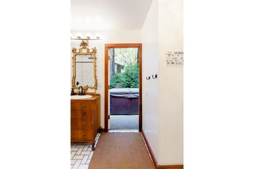 Photo of Bedroom in Guerneville