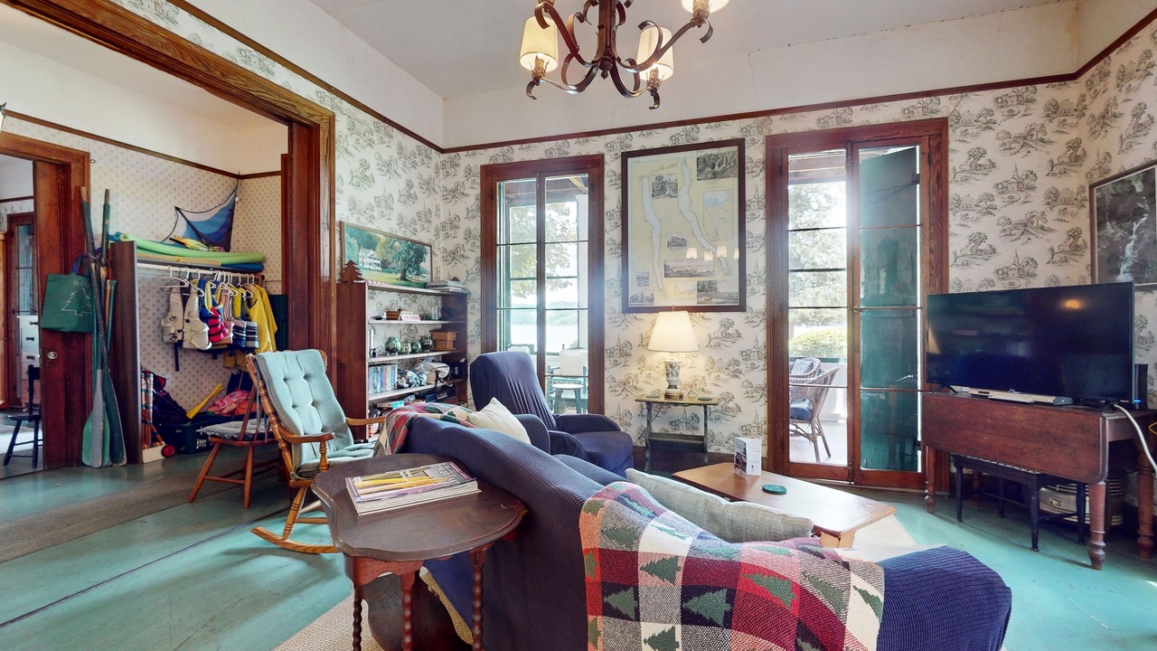 Photo of Livingroom in Rock Stream