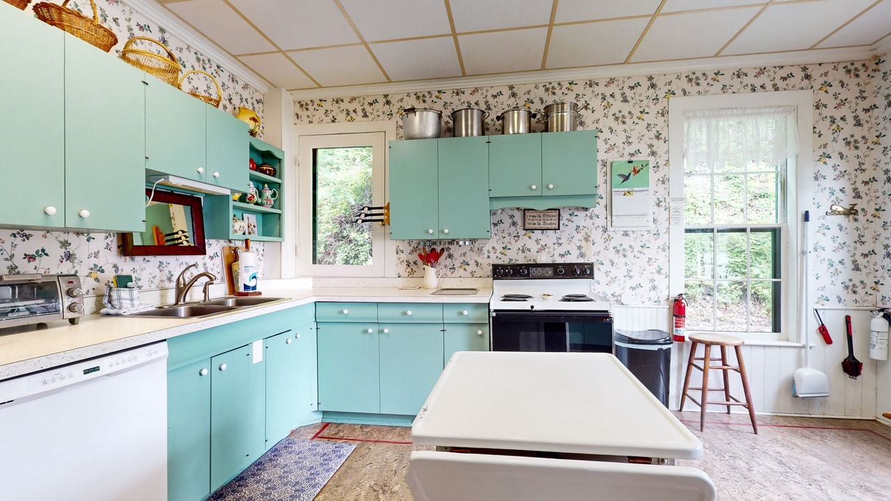 Photo of Kitchen in Rock Stream