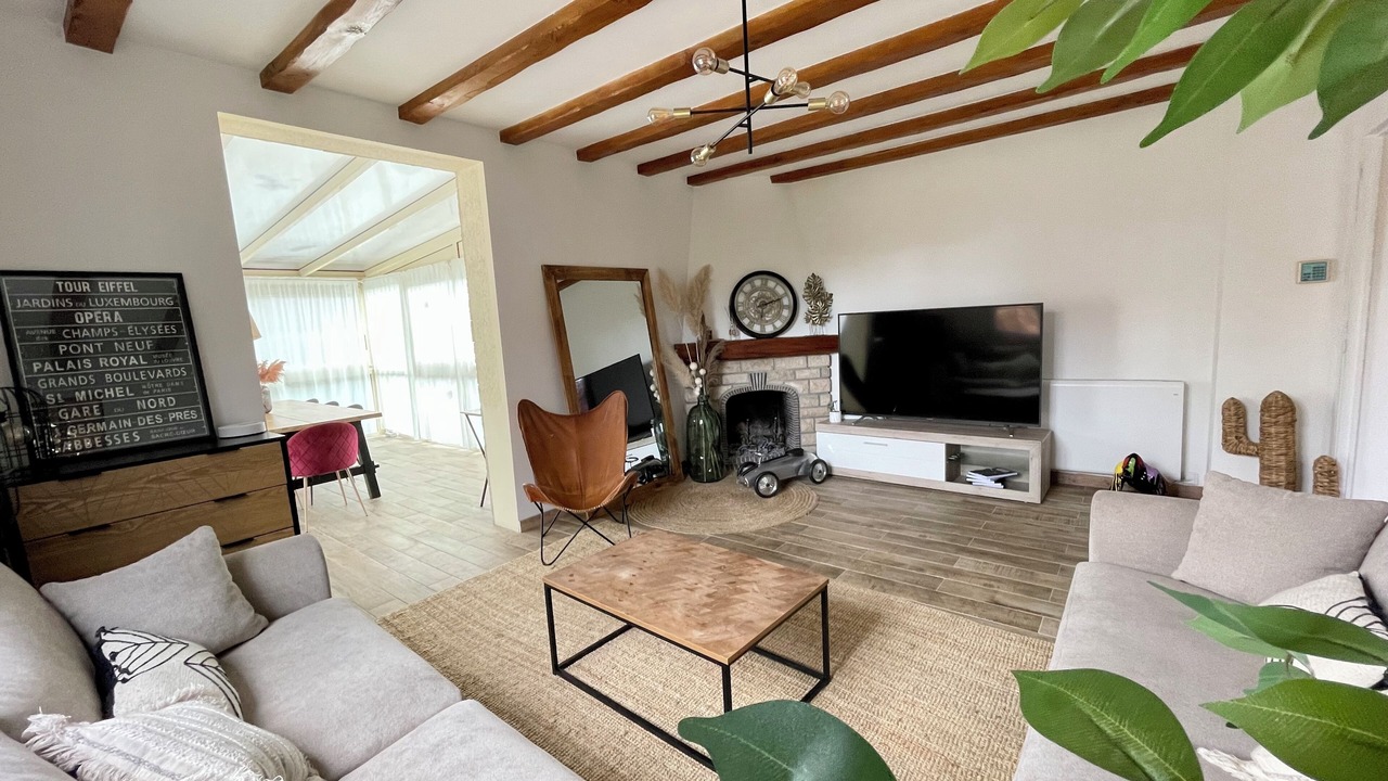 Photo of Livingroom in Jaulnes