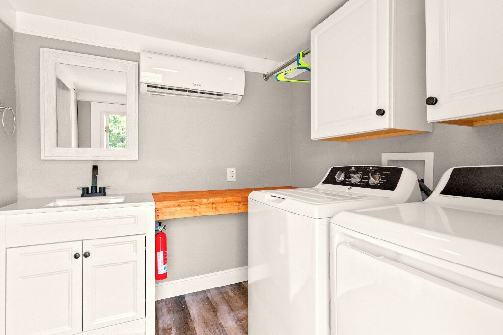 Photo of Bathroom in Brooksville