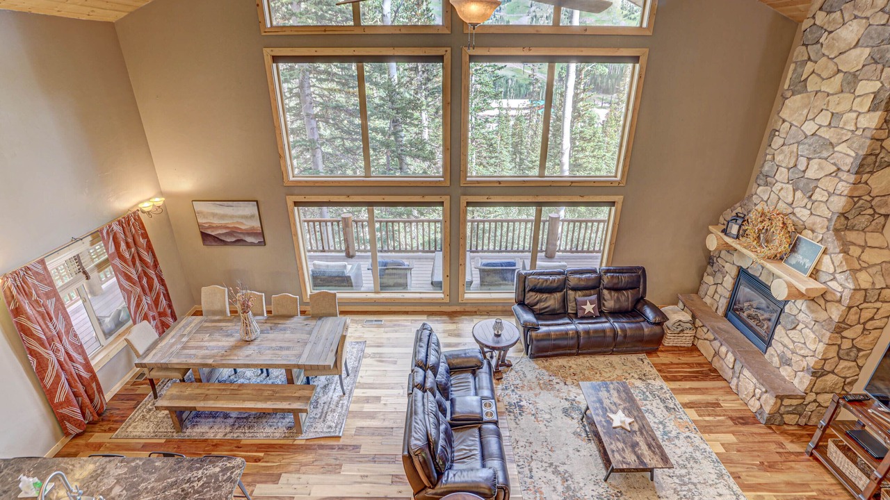 Photo of Livingroom in Brian Head