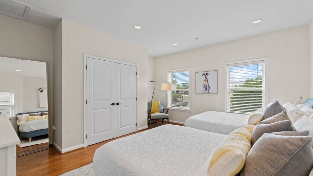 Photo of Bedroom in Shaw
