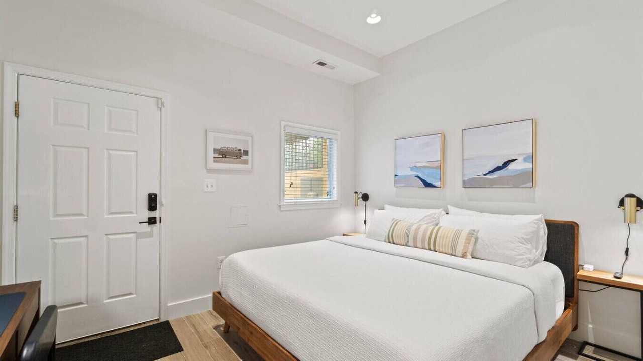 Photo of Bedroom in Shaw