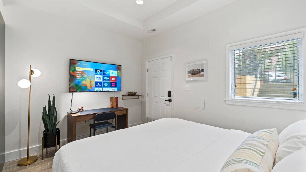 Photo of Bedroom in Shaw
