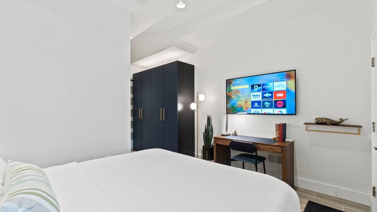 Photo of Bedroom in Shaw