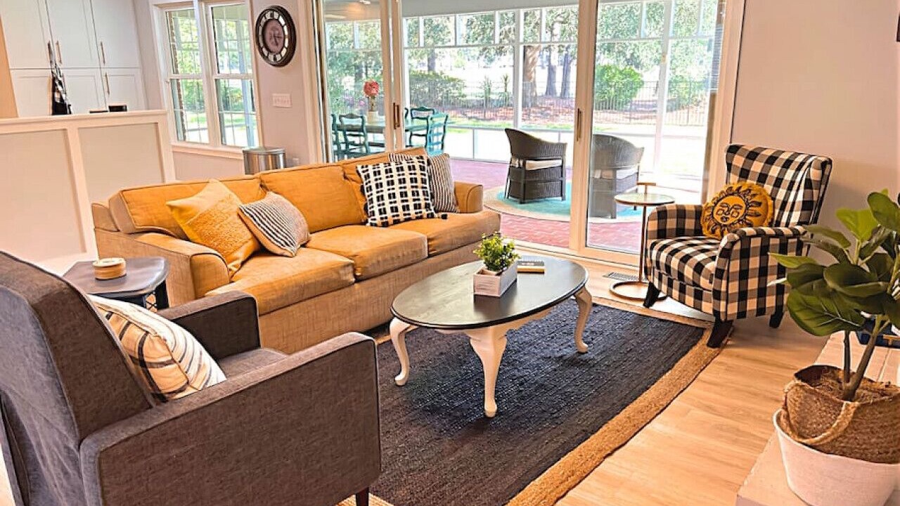 Photo of Livingroom in Red Hill