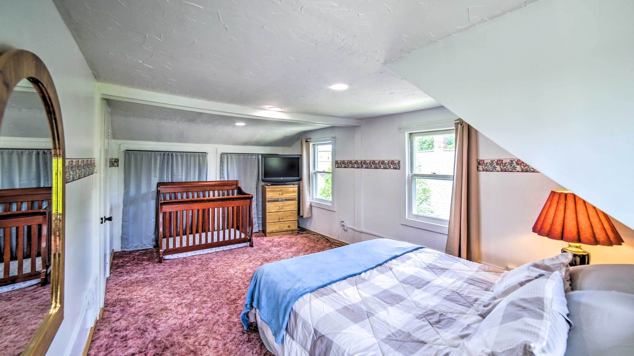 Photo of Bedroom in Ishpeming